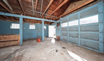 20 Old Wolcott Rd, Bristol, CT 06010