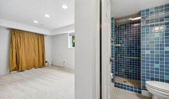 5030 ALTA VISTA Rd, Bethesda, MD 20814