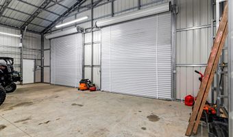 967 Five Points Rd, Barnesville, GA 30204