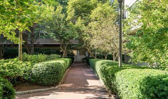 9 Hawthorne Pl 5K, Boston, MA 02114