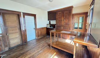 225-227 Brookside Ave, Amsterdam, NY 12010
