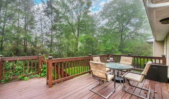 19 W Lakeview Rd, Alloway, NJ 07460