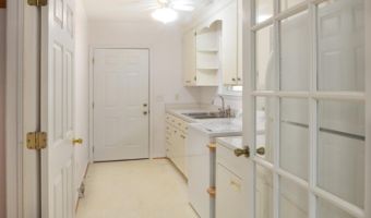 2300 Bethera Rd B, Bonneau, SC 29431