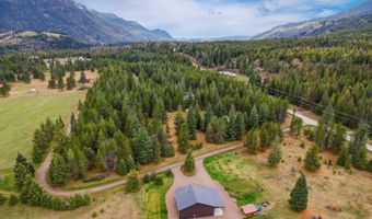 92 Bluebird Ln, Clark Fork, ID 83811
