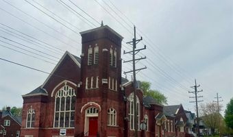720 Henry St, Alton, IL 62002
