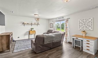 39 N 6th St, Baltic, SD 57003