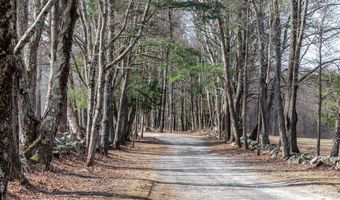 19 Hollenbeck Rd, Cornwall, CT 06031