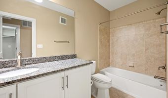 2111 RICHMOND Hwy 101, Alexandria, VA 22301