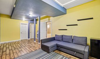 8297 SW HAYDEN Dr, Beaverton, OR 97007