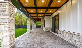 1801 N Clarence Ave, Arlington Heights, IL 60004