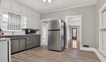 545 7th St, Adams, NE 68301