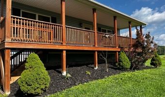 4667 Johnny Cake Ln, Albion, NY 14411
