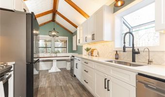 806 Moonlit Ln NW, Acworth, GA 30102