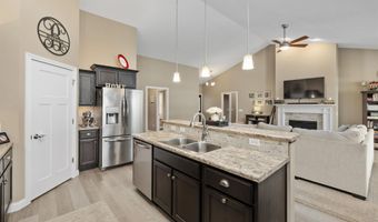 5609 Bear Creek Pass, Auburn, IN 46706