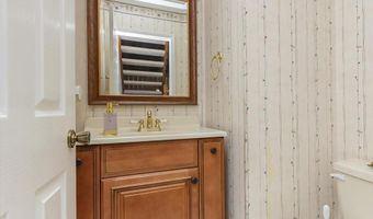 640 Painted Vista Dr, Ballwin, MO 63021