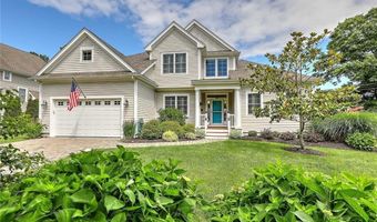49 Walley St, Bristol, RI 02809