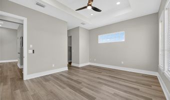 614 PINCKNEY Dr, Apollo Beach, FL 33572