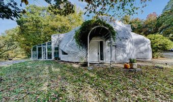 11 Day Rd, Cornwall, CT 06754