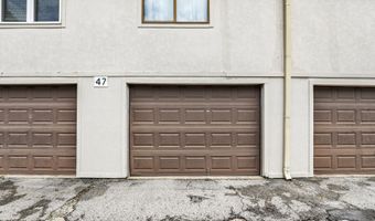 8545 La Corrida Ct, Indianapolis, IN 46227