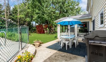 26 Allen Dr, Allentown, NJ 08501