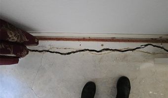 827 Acorn, Ardmore, OK 73401