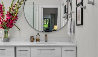 60733 Willow Creek Loop, Bend, OR 97702