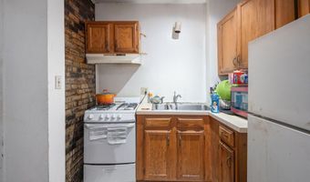 128 Hamilton St, Albany, NY 12207