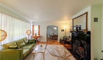 1706 N 2nd St, Atchison, KS 66002