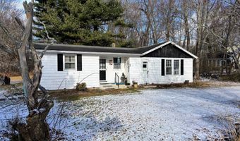 29 Brush Hill Rd, Clinton, CT 06413