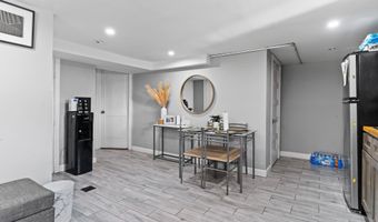 2452 N 4TH St, Harrisburg, PA 17110