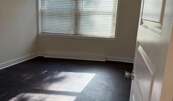 514 RIDGE Rd SE 111, Washington, DC 20019