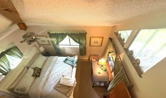 850 Gambier Dr, Alford, FL 32420