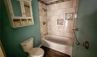 702 Jefferson St, Alice, TX 78332