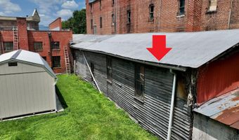 342 S Monroe St, Alderson, WV 24910