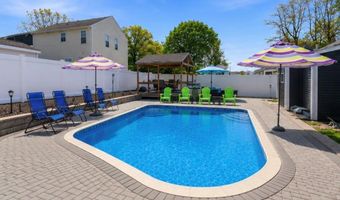 3811 Mendon Rd, Cumberland, RI 02864