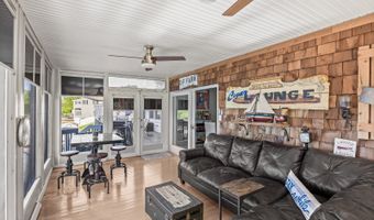 36 E Canal St, Alloway, NJ 08001