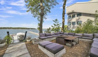 160 Park Pl, Arnolds Park, IA 51331
