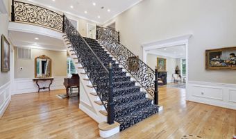 10813 LOCKLAND Rd, Potomac, MD 20854