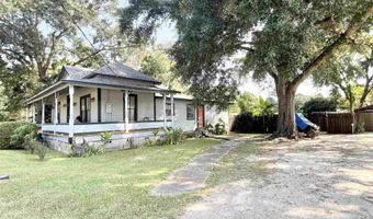 135 S Canoe Rd, Atmore, AL 36502