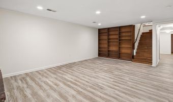 5133 RED FOX Dr, Annandale, VA 22003