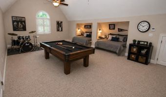 428 STERLING PARK Cir, Alabaster, AL 35007
