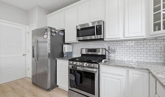 271 CAMERON STATION Blvd 103, Alexandria, VA 22304