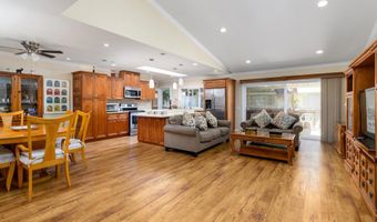 17219 Village 17, Camarillo, CA 93012