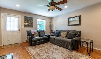 2442 Lisa Ln, Allentown, PA 18104