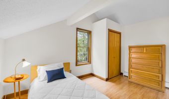 31 Wildwood Dr, Columbia, CT 06237