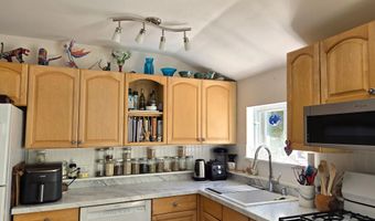 272 Belmont Ave, Belfast, ME 04915
