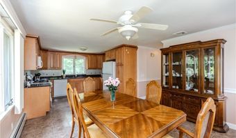 3 Ostend St, Johnston, RI 02919