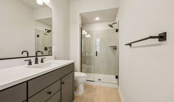 7355 MOUNTAINEER Dr, Alexandria, VA 22306