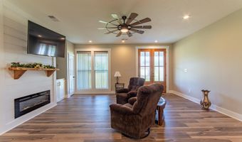 300 CHARLESTON, Adamsville, TN 38310