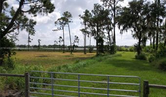 2916 Holiday Beach Dr, Avon Park, FL 33825